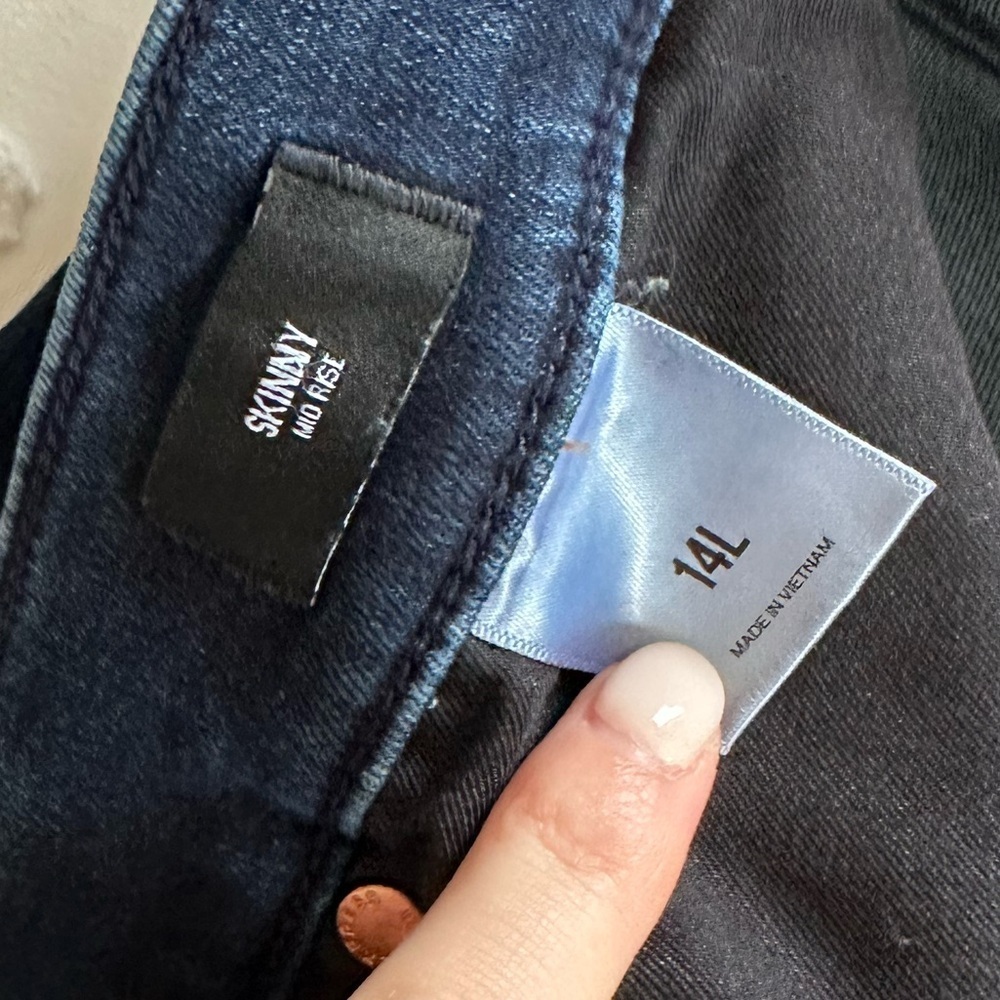 Skinny Mid Rise Express Jeans - Picture 2 of 5